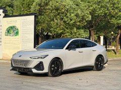 Changan UNI-V 1.5T premium - фото 1