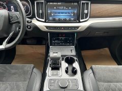 Hongqi HS7 2.0T DCT two-wheel drive Zhilian Qichang version, seven seats - фото 9