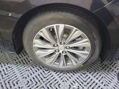 Hongqi E-QM5 610km PLUS - фото 6