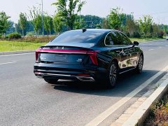 Hongqi H5 2.0T automatic smart connected flag version - фото 7