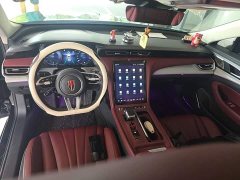 Hongqi H5 2.0T Automatic Xuanying Edition - фото 10