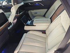Hongqi E-HS9 660km flag collar version four seats - фото 17