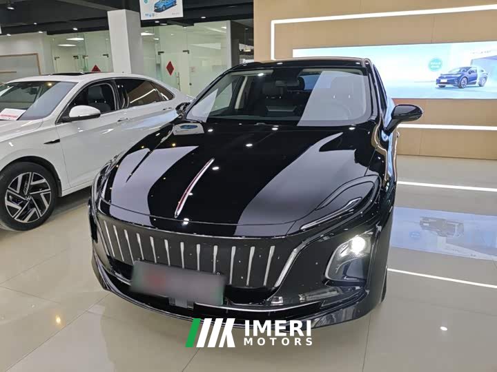 Hongqi E-QM5 facelift basic travel version - автомобиль из Китая