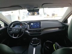 Hongqi E-QM5 facelift basic travel version - фото 10
