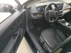 Hongqi E-QM5 facelift basic travel version - фото 16