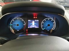 Hongqi E-QM5 facelift basic travel version - фото 12