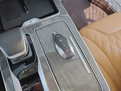 Hongqi HS5 2.0T four-wheel drive flag collar Pro version - фото 9