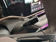 Hongqi EH7 760 Pro four-wheel drive version - фото 14