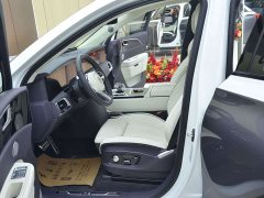 Hongqi E-HS9 660km flag collar version four seats - фото 4