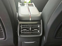 Ora Hongqi HS5 2.0T two-wheel drive 600,000 units commemorative edition - фото 12