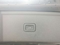 Ora Hongqi HS5 2.0T two-wheel drive 600,000 units commemorative edition - фото 8