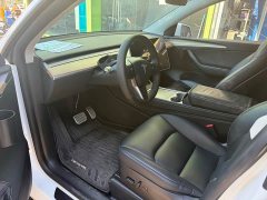 Tesla Model Y long-range all-wheel drive version - фото 8