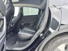 Tesla Model Y rear-wheel drive version - фото 7