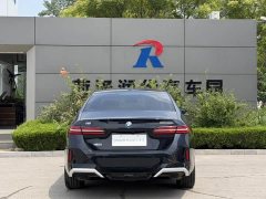 BMW i5 eDrive 35L M Sports Package - фото 10