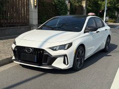 Trumpchi Shadow Leopard 270T DCT J10 Flying Edition - фото 1