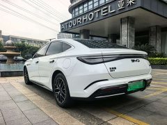 BYD Seal 2023 DM-i 1.5L 121km luxury - фото 12