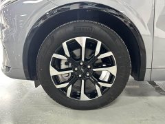 Ford Ruijie 2025 Ruijie L 2.0T EcoBoost E hybrid four-wheel drive seven-seat supreme - фото 17
