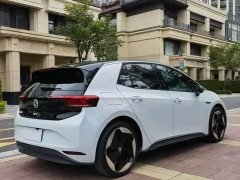 Volkswagen ID.3 upgraded pure smart version - фото 10