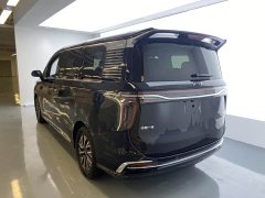 Hongqi HQ9 PHEV 2.0T four-wheel drive flagship version - фото 15