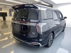 Hongqi HQ9 PHEV 2.0T four-wheel drive flagship version - фото 17