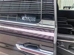 Hongqi HQ9 PHEV 2.0T four-wheel drive business version - фото 12