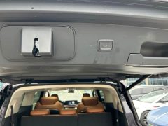 Hongqi HQ9 PHEV 2.0T four-wheel drive business version - фото 12