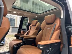 Hongqi HQ9 PHEV 2.0T four-wheel drive business version - фото 7