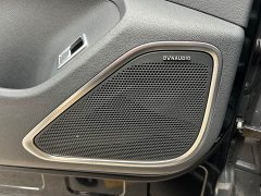 Hongqi HS7 PHEV 2.0T PHEV four-wheel drive Qichang version 6 seats - фото 13