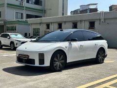 Li Auto Ideal i6 2025 four-wheel drive standard version - фото 1