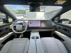 Li Auto Ideal i6 2025 four-wheel drive standard version - фото 2