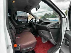 Transit 2019 2.0T diesel multi-functional commercial vehicle short-axle low-roof 6-seater National VI - фото 4