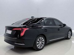 Hongqi E-QM5 610km PLUS - фото 10