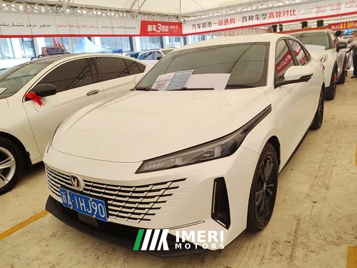 Changan Yida Blue Whale NE 1.5T GDI DCT Exclusive Type - автомобиль из Китая