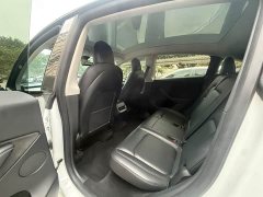 Tesla Model Y facelift long-range all-wheel drive version 3D5 - фото 9