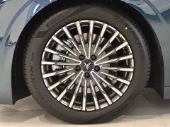Voyah Lantu Dreamer PHEV Qiankun Ultra - фото 7