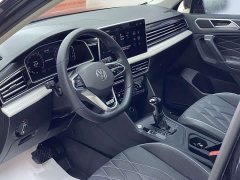 Volkswagen Tiguan L 330TSI automatic two-wheel drive smart version - фото 12