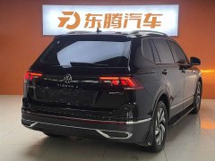 Volkswagen Tiguan L 330TSI automatic two-wheel drive smart version - фото 6