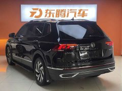 Volkswagen Tiguan L 330TSI automatic two-wheel drive smart version - фото 8