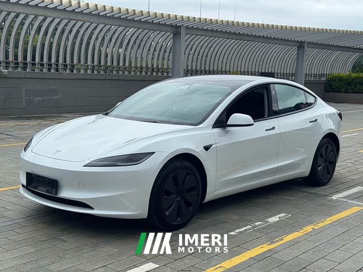 Tesla Model 3 facelift, long-range rear-wheel drive version