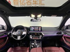 BMW 5 Series 530Li Exclusive M Sports Package - фото 6
