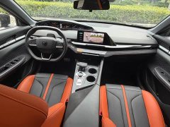Changan UNI-V 1.5T exclusive - фото 9