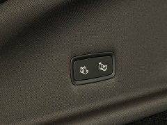 Tesla Model Y rear-wheel drive version - фото 9