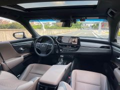 Lexus ES 2022 300h Premium Edition - фото 3