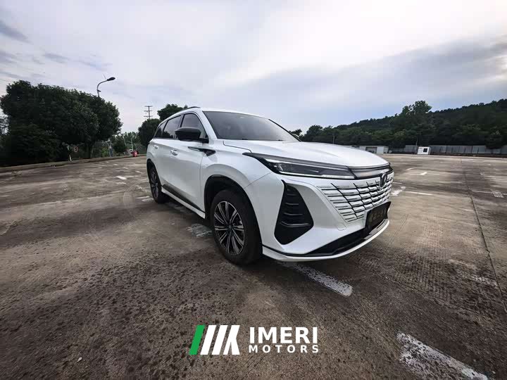 Changan CS75PLUS third generation championship version 1.5T strong collar type - автомобиль из Китая