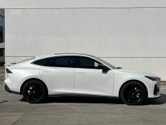 Changan UNI-V 1.5T premium - фото 3
