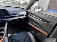 Changan UNI-V 1.5T premium - фото 8