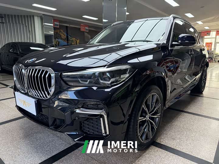 BMW X5 2022 facelift xDrive 30Li M sports package - автомобиль из Китая
