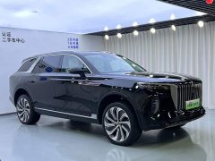 Hongqi E-HS9 660km flag collar version four seats - фото 2