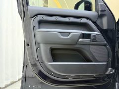 Land Rover Defender 110 P400 X-DYNAMIC HSE - фото 3