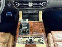 Hongqi Golden Sunflower Guoyao 4.0T Elegant Flagship Edition 6 seats - фото 18